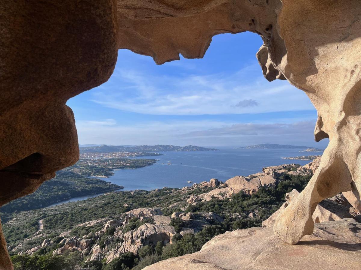 L'Angolo Sul Porto Palau Exteriér fotografie